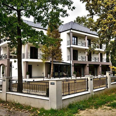 Boutique Hotel Divina Harkány Eksteriør billede