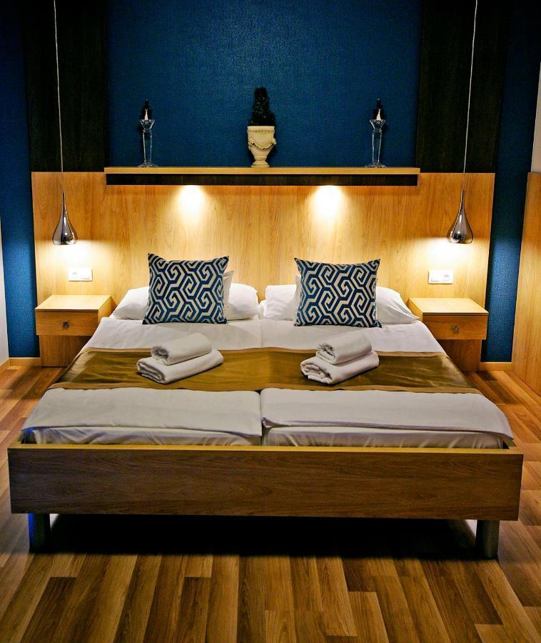 Boutique Hotel Divina Harkány Eksteriør billede